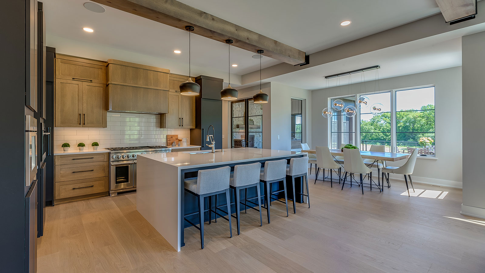 Lakeside Floor Coverings